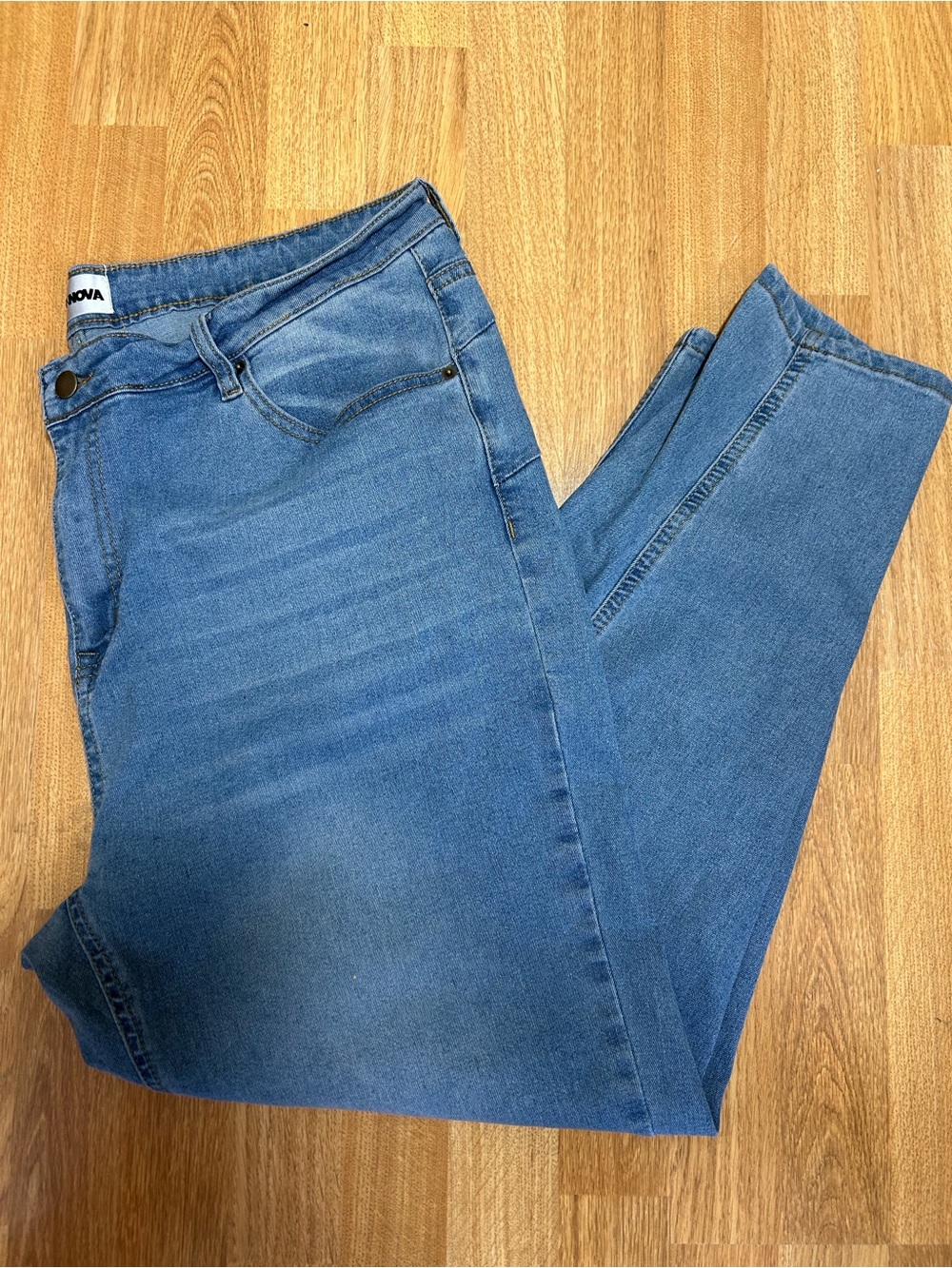 Fashion Nova Light Wash Skinny Jeans – Size 20